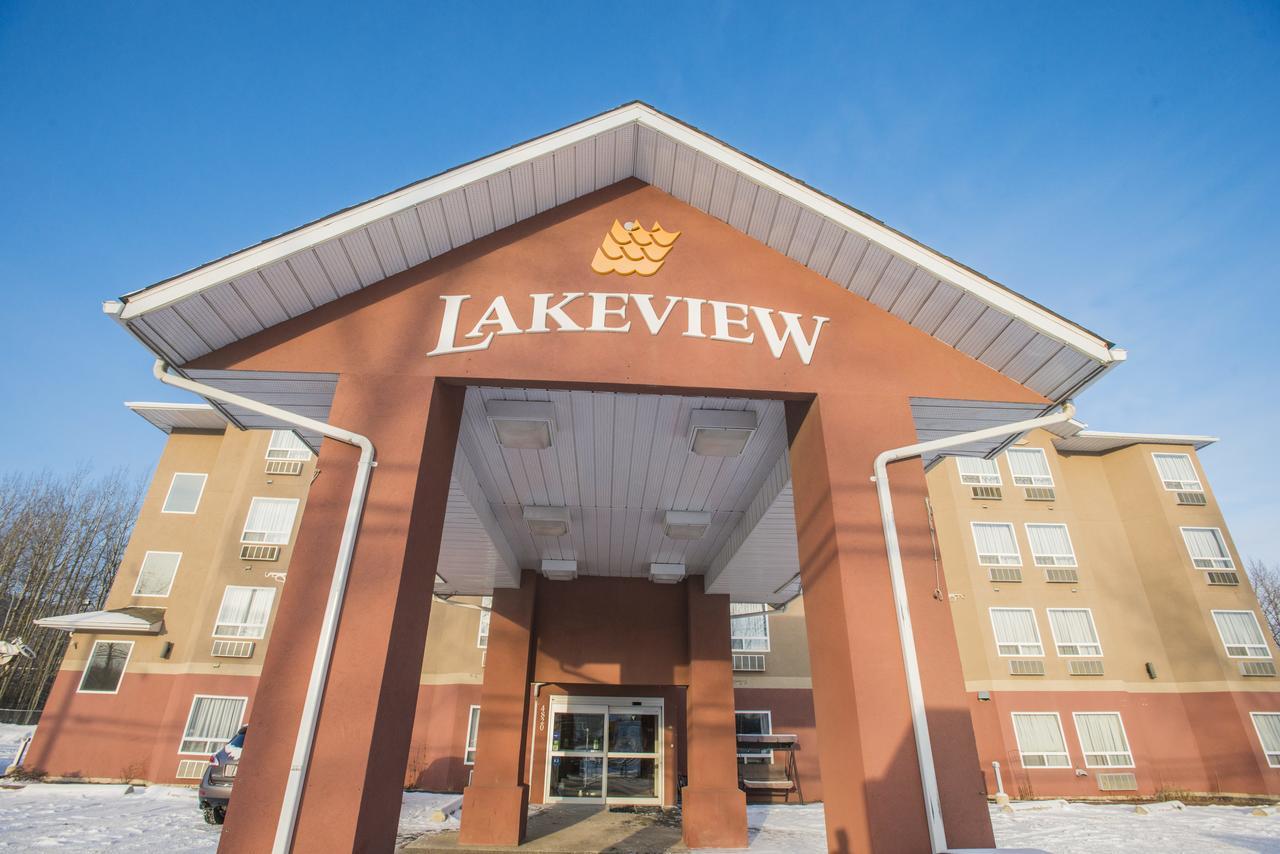 Lakeview Inns & Suites - Chetwynd Экстерьер фото