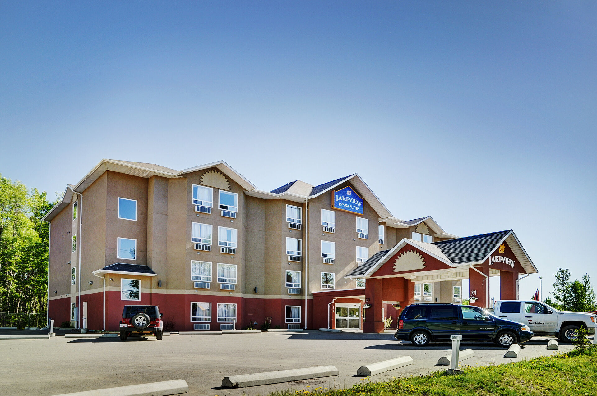 Lakeview Inns & Suites - Chetwynd Экстерьер фото