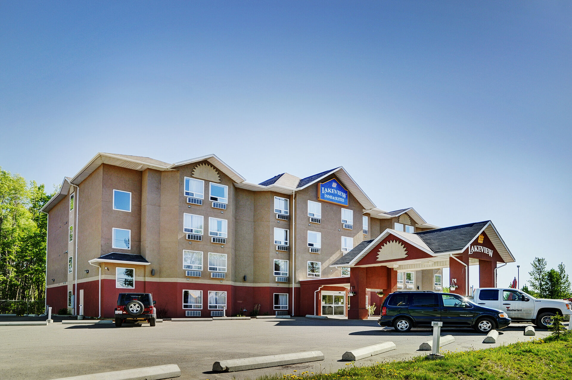 Lakeview Inns & Suites - Chetwynd Экстерьер фото